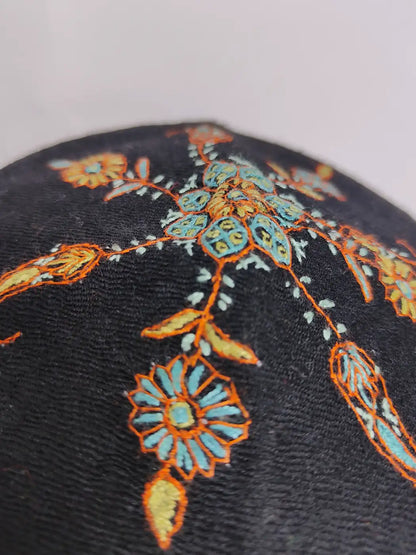 kashmiri black cap with sozni work