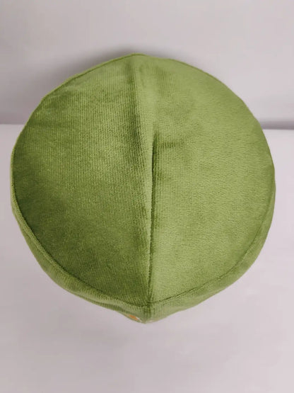 green cap in velvet with plain top side