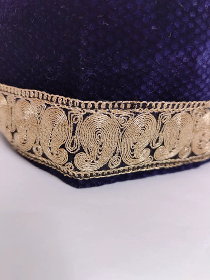 badam continuous motif