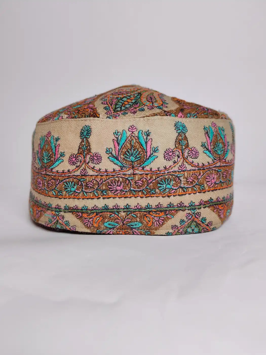 Needlework Jamawar Classic Beige Jamali Cap
