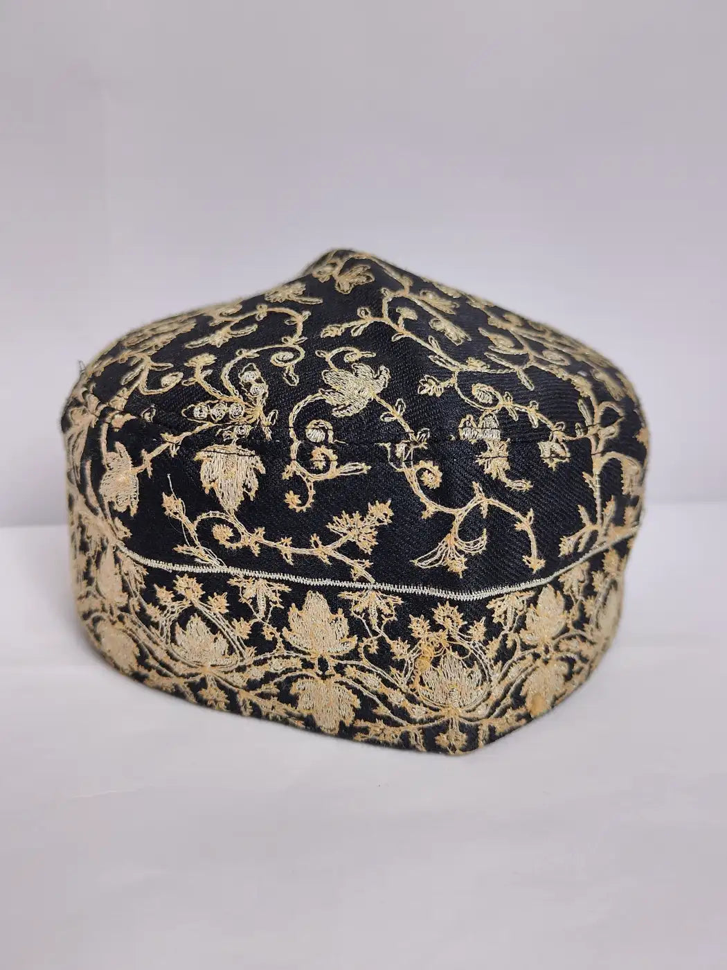 Kashmir handmade cap with zari work all over and border