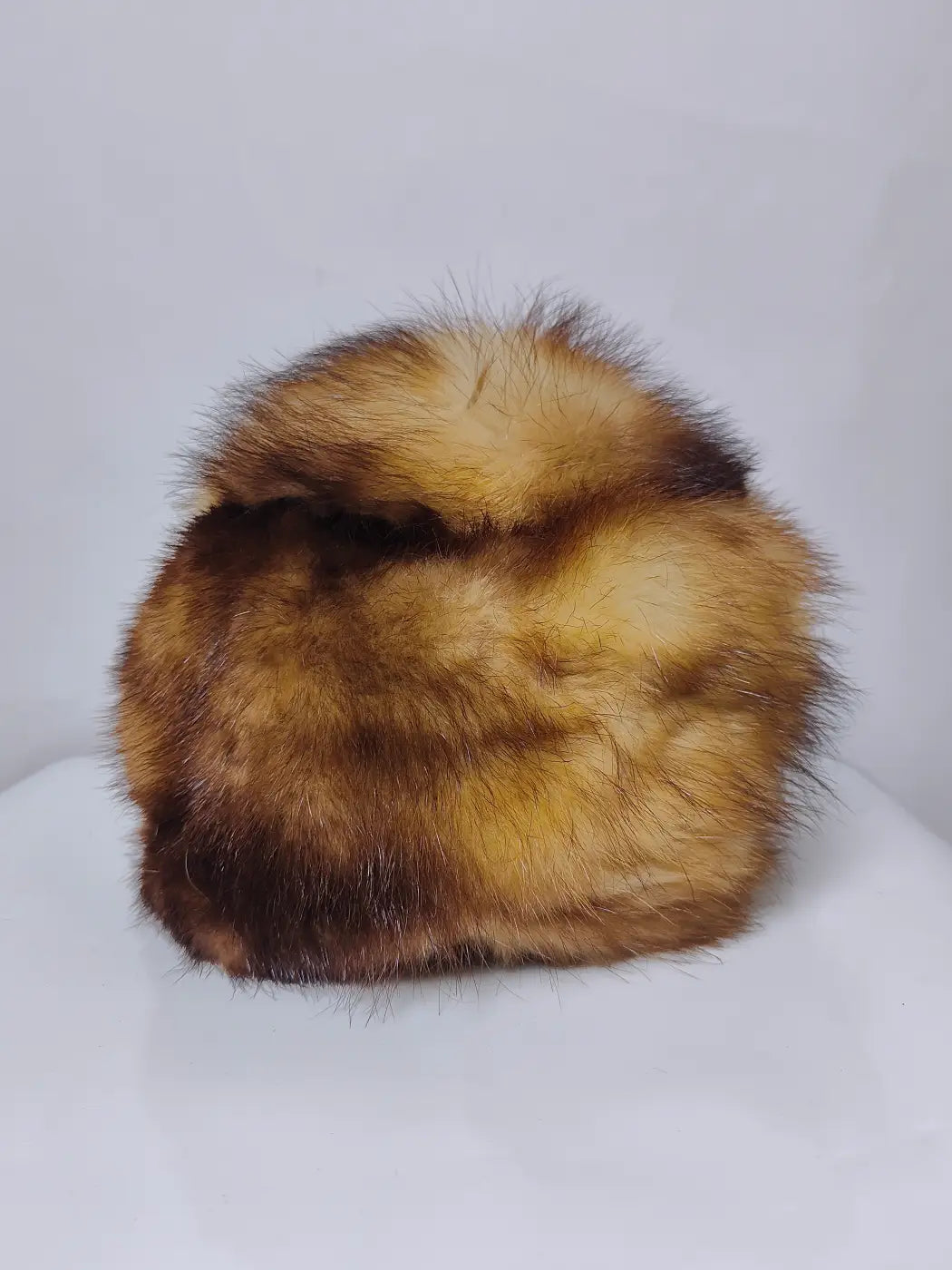 Sqarzameen Brown-Cream Cap in Mink Fur