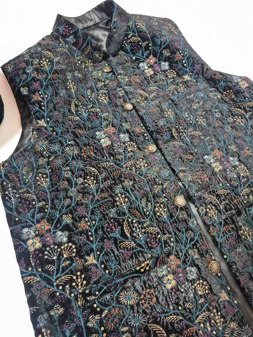 waist coat with sozni embroidery
