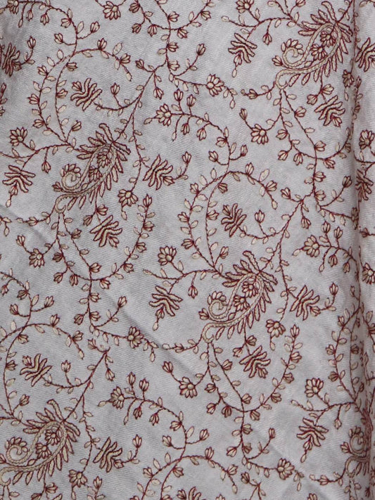 Sozni Embroidered Kashmiri Cap in White Fine Wool | Munawar