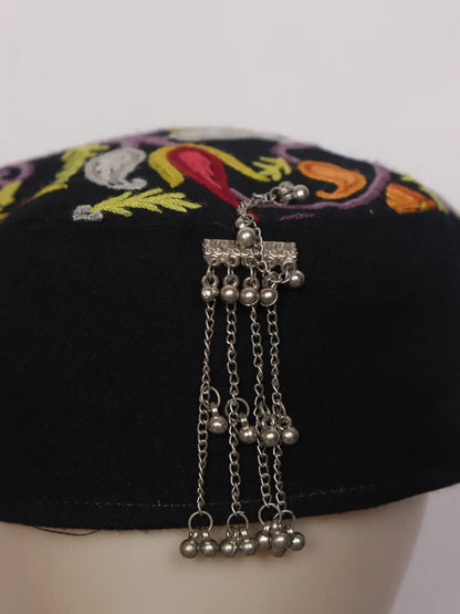 Kashmiri Aari Cap Zareef With Jewlery In Kasaba Style