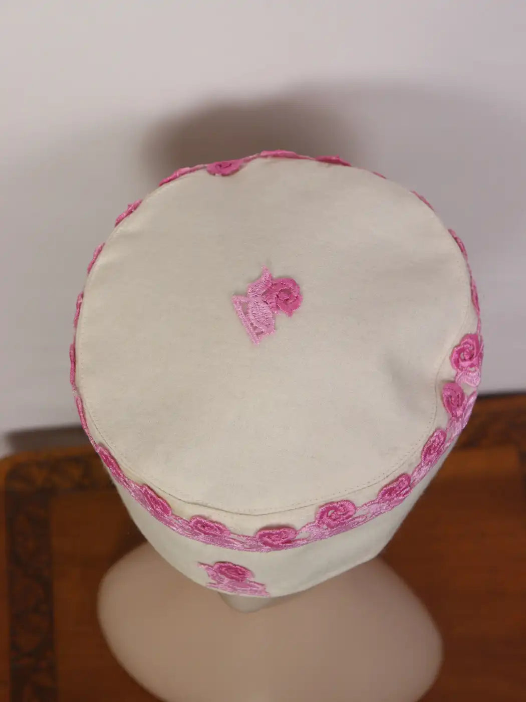 Sehrish Cap For Women With Pretty Pink Lace