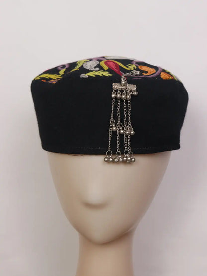Kashmiri Aari Cap Zareef With Jewlery In Kasaba Style
